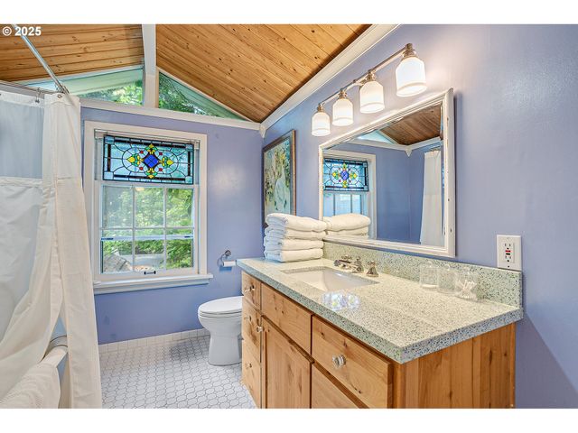 33150 Ne WILSONVILLE Rd, Newberg, OR 97132