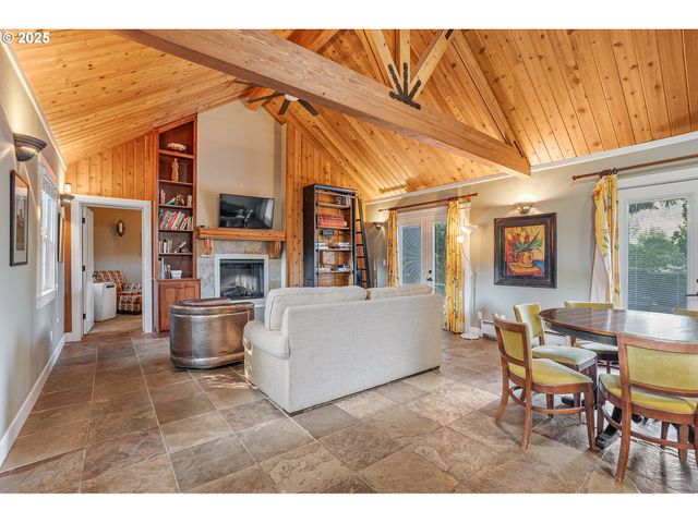 33150 Ne WILSONVILLE Rd, Newberg, OR 97132