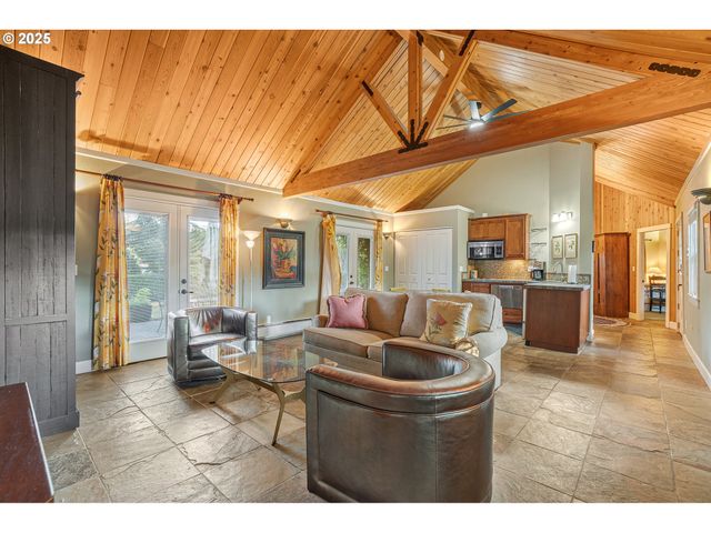 33150 Ne WILSONVILLE Rd, Newberg, OR 97132