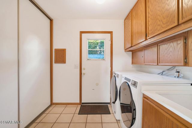 2147 Mccrea Road, Thousand Oaks, CA 91362