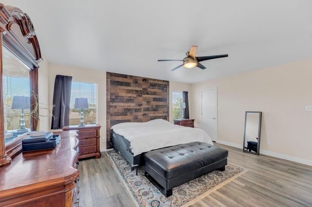 18400 Sun Haven CV, Elgin, TX 78621