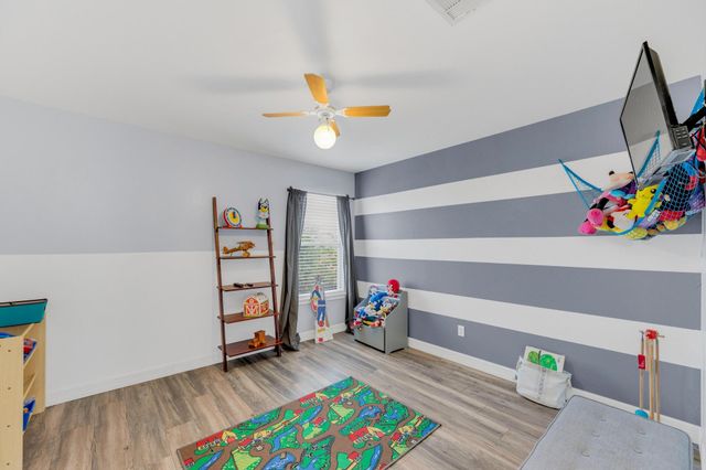 18400 Sun Haven CV, Elgin, TX 78621