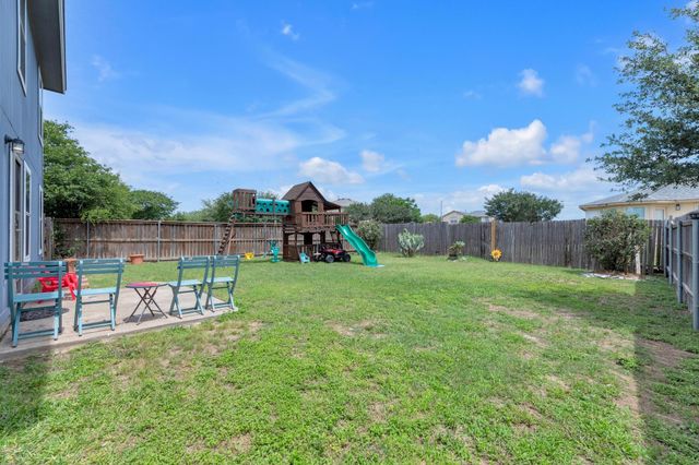 18400 Sun Haven CV, Elgin, TX 78621