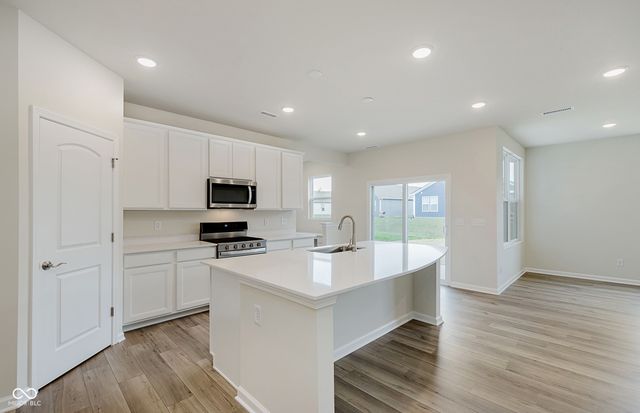 5719 Stetson Drive, Whitestown, IN 46052