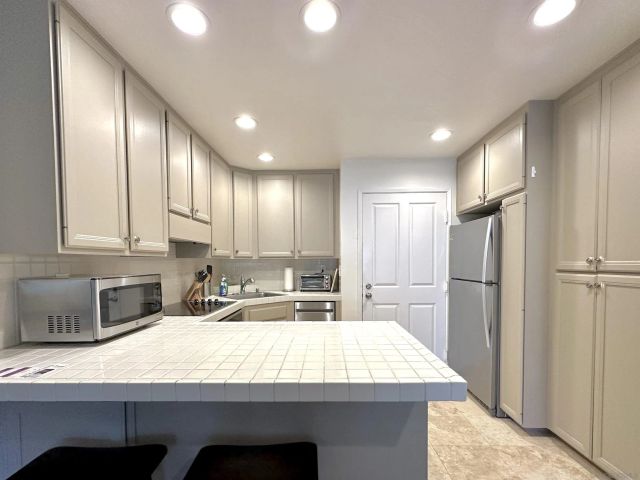 1562 Camino Del Mar 535, Del Mar, CA 92014