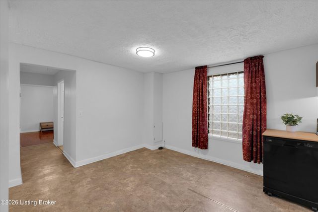 1108 Schiller Ave, Louisville, KY 40204