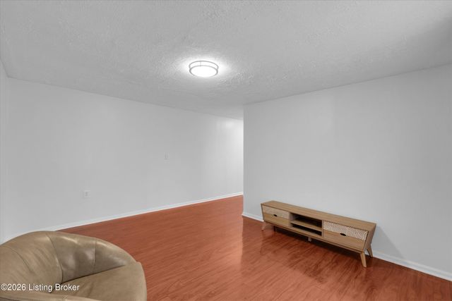 1108 Schiller Ave, Louisville, KY 40204