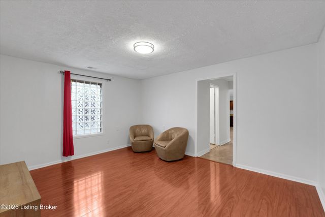 1108 Schiller Ave, Louisville, KY 40204