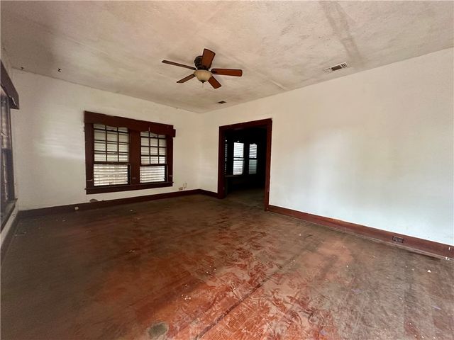 904 Buford St, Corpus Christi, TX 78404