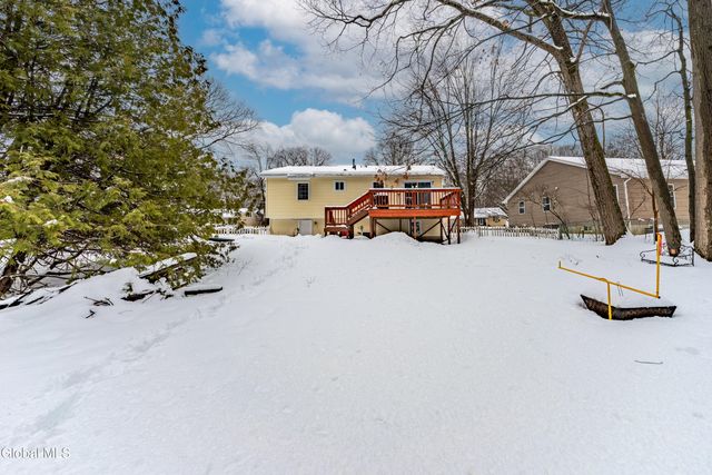 48 Hathorn Boulevard, Saratoga Springs, NY 12866