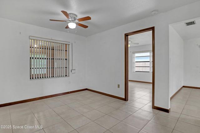 178 Cinnamon Lake Circle, Melbourne, FL 32901