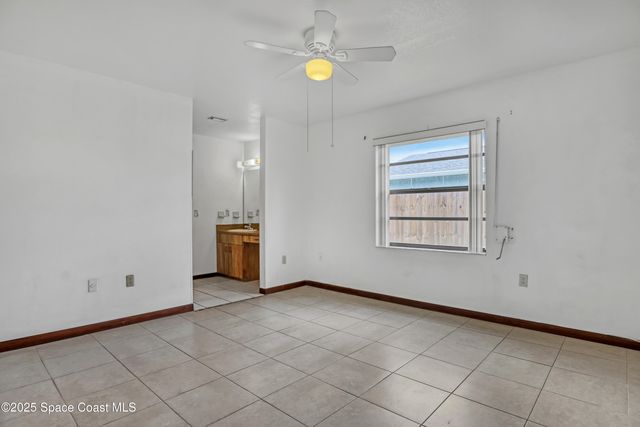 178 Cinnamon Lake Circle, Melbourne, FL 32901