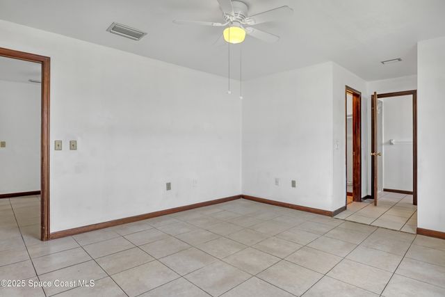 178 Cinnamon Lake Circle, Melbourne, FL 32901