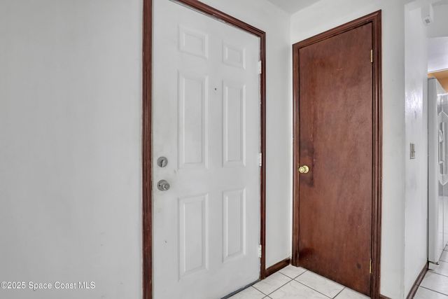 178 Cinnamon Lake Circle, Melbourne, FL 32901