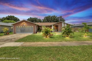178 Cinnamon Lake Circle, Melbourne, FL 32901
