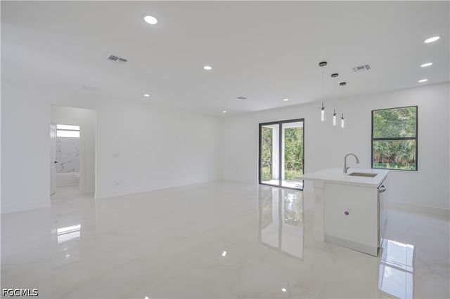 3213 51st ST W, Lehigh Acres, FL 33971