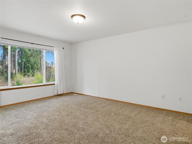 6740 Kirsop Village Drive SW, Olympia, WA 98512