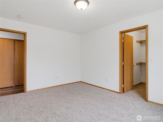 6740 Kirsop Village Drive SW, Olympia, WA 98512