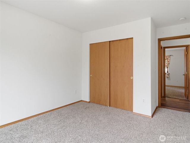 6740 Kirsop Village Drive SW, Olympia, WA 98512