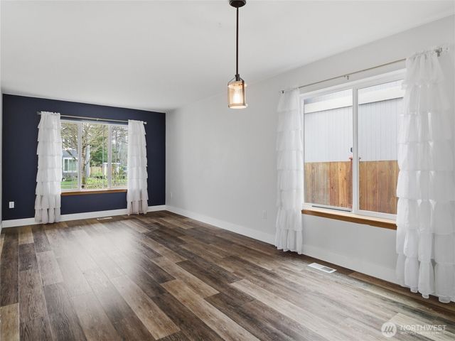 6740 Kirsop Village Drive SW, Olympia, WA 98512