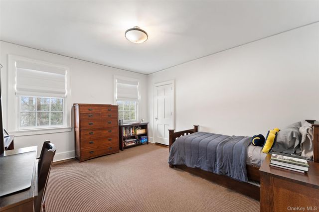 326 Heathcote Road, Scarsdale, NY 10583