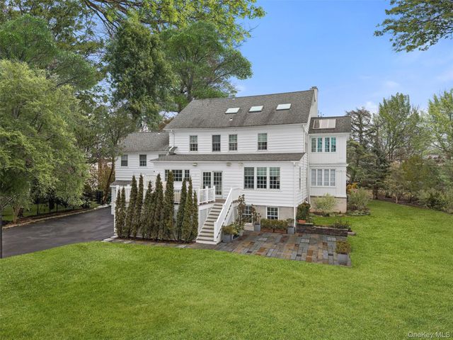 326 Heathcote Road, Scarsdale, NY 10583