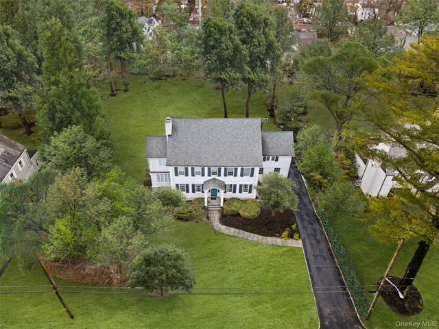 326 Heathcote Road, Scarsdale, NY 10583