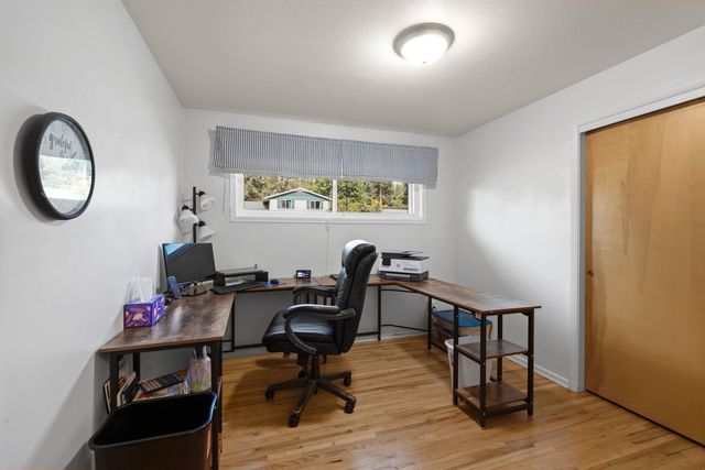 3105 W Beacon Ave, Spokane, WA 99208