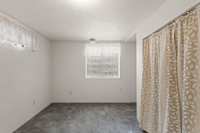 3105 W Beacon Ave, Spokane, WA 99208