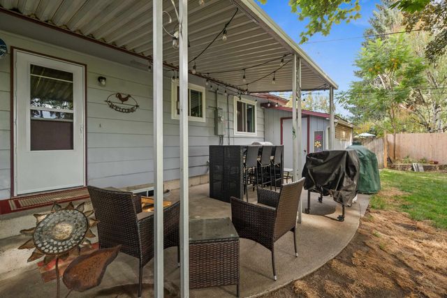 3105 W Beacon Ave, Spokane, WA 99208