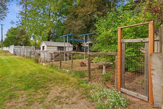 3105 W Beacon Ave, Spokane, WA 99208