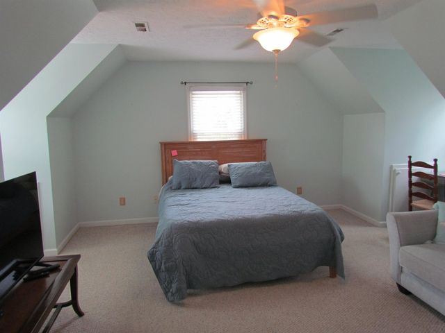 322 St. Andrews Ln., Myrtle Beach, SC 29588