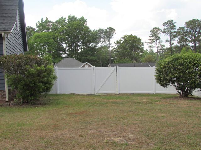 322 St. Andrews Ln., Myrtle Beach, SC 29588