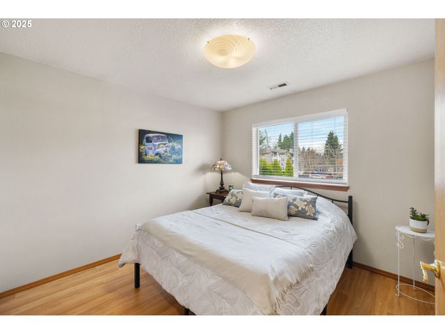 1021 Sw 24TH St, Troutdale, OR 97060