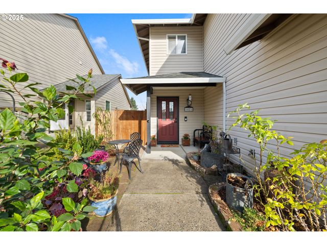 1021 Sw 24TH St, Troutdale, OR 97060
