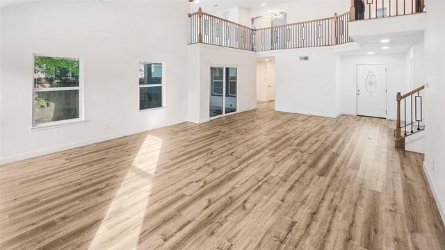 12811 Ashford Knoll Drive, Houston, TX 77082