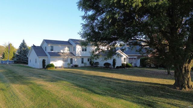 927 Woodridge Court, Decatur, IN 46733