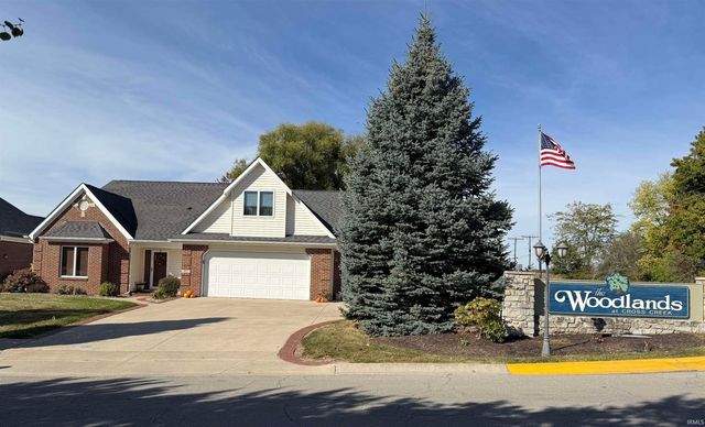 927 Woodridge Court, Decatur, IN 46733