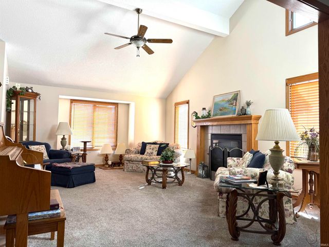 927 Woodridge Court, Decatur, IN 46733