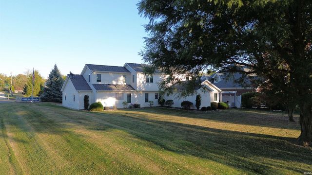 927 Woodridge Court, Decatur, IN 46733