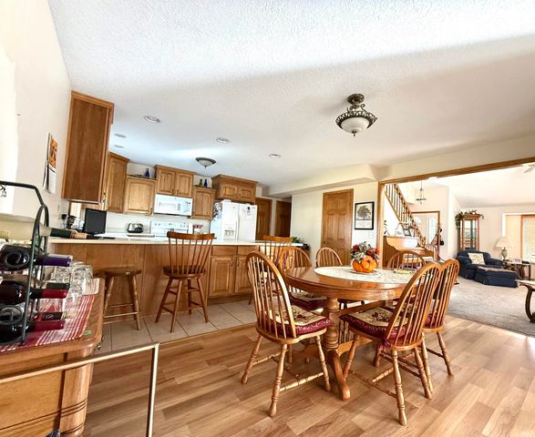 927 Woodridge Court, Decatur, IN 46733