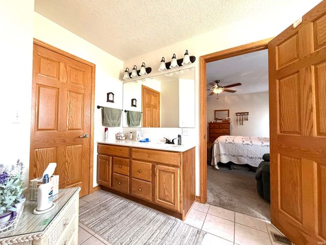 927 Woodridge Court, Decatur, IN 46733