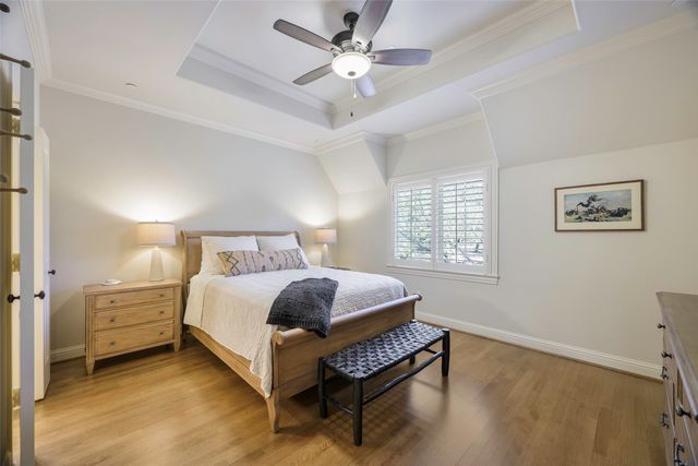 5926 Chipping Way, Dallas, TX 75252