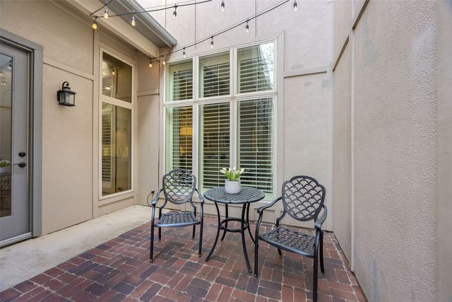 5926 Chipping Way, Dallas, TX 75252