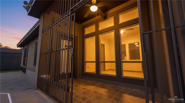 907 W Daffodil Avenue, Pharr, TX 78577