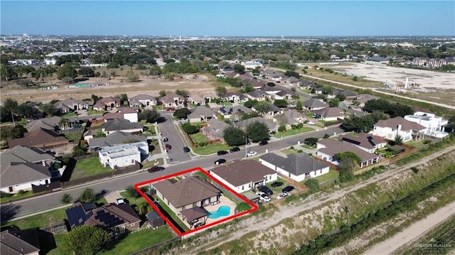 907 W Daffodil Avenue, Pharr, TX 78577