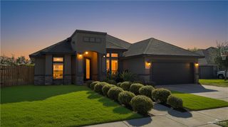 907 W Daffodil Avenue, Pharr, TX 78577