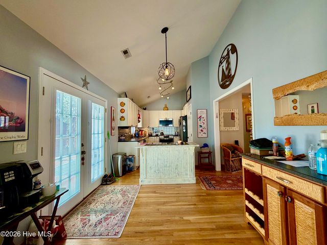 1960 Pinehurst Road, Southport, NC 28461