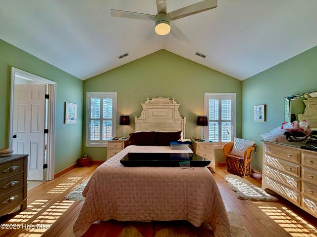 1960 Pinehurst Road, Southport, NC 28461