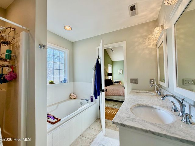 1960 Pinehurst Road, Southport, NC 28461